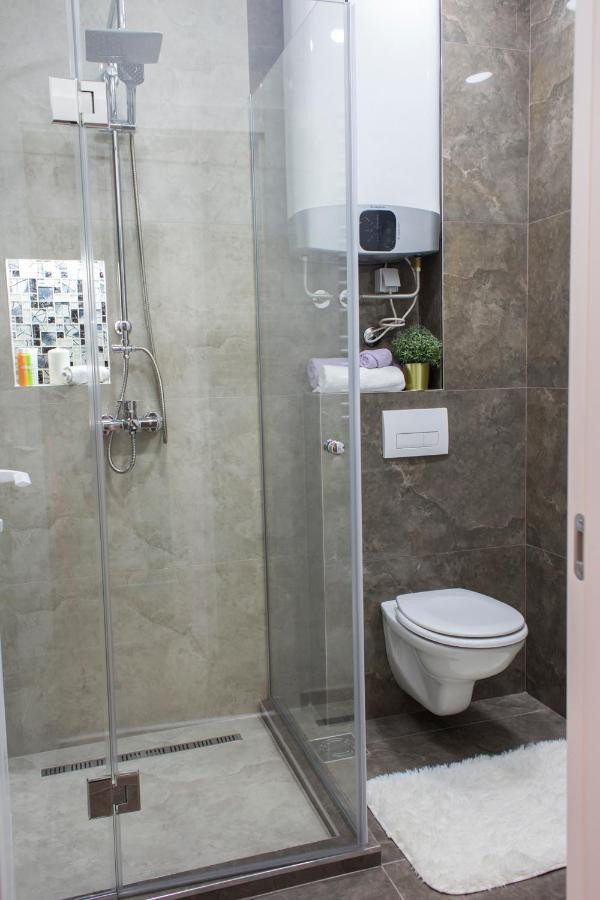 Galaxy Apartments เบลเกรด ภายนอก รูปภาพ