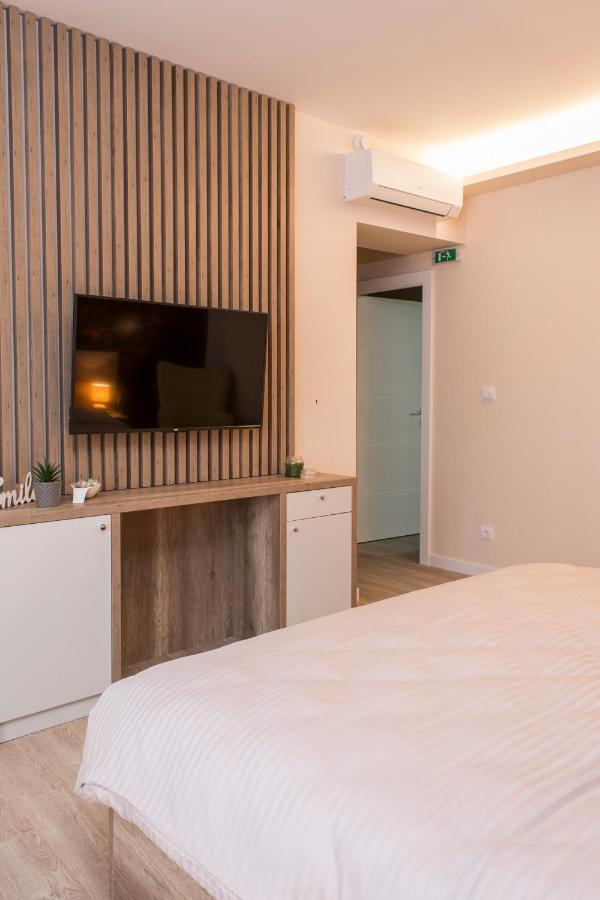 Galaxy Apartments เบลเกรด ภายนอก รูปภาพ