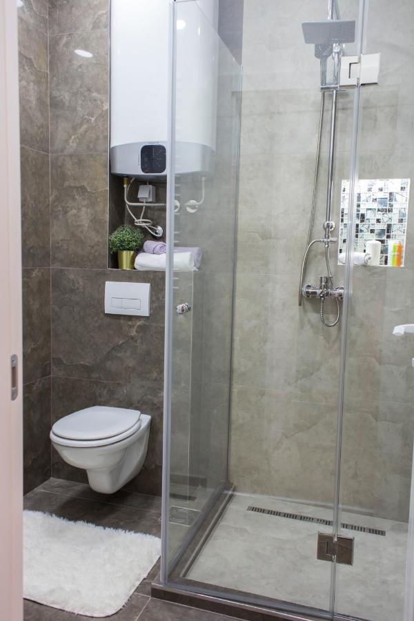 Galaxy Apartments เบลเกรด ภายนอก รูปภาพ